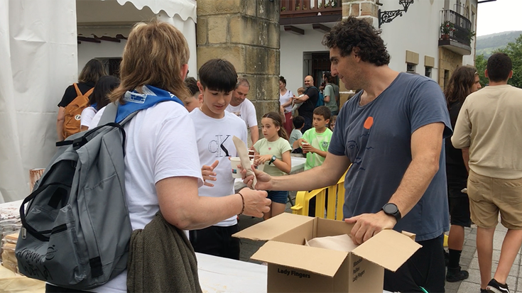 Umeen Eguna Kalezarren, arratsalde parteko irudiak