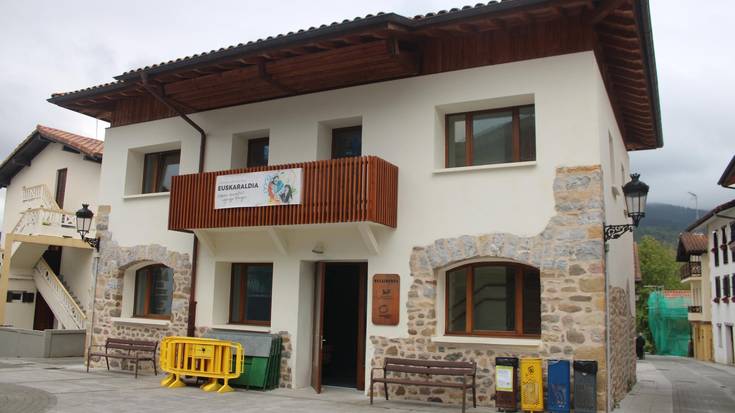"Kalezarko San Juan Sua 1985-2015" diaporama gaur, festa giroan sartzen hasteko